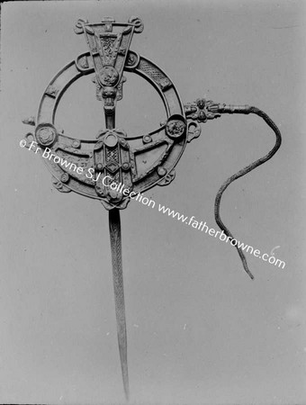 TARA BROOCH